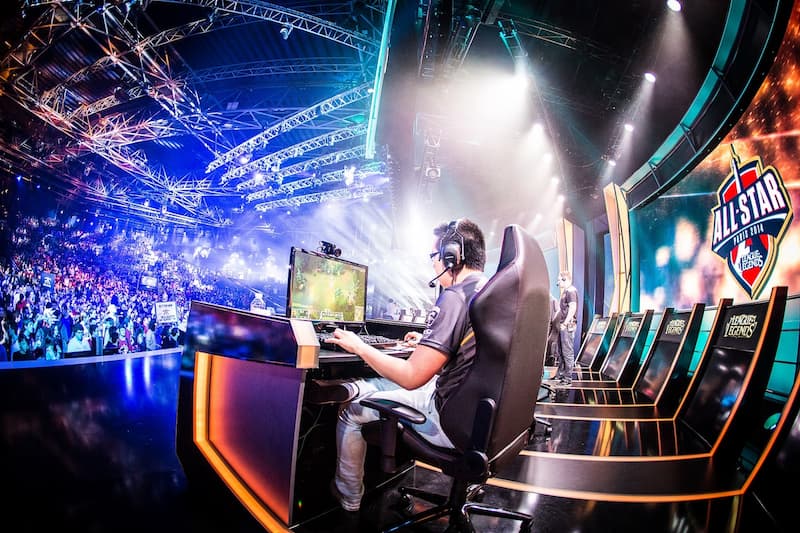 Thể thao điện tử 1Xbit: Kèo đa dạng, đổi thưởng nhanh gọn 4 Phân tích meta game